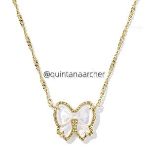 Haley Bow Gold Short Pendant Necklace